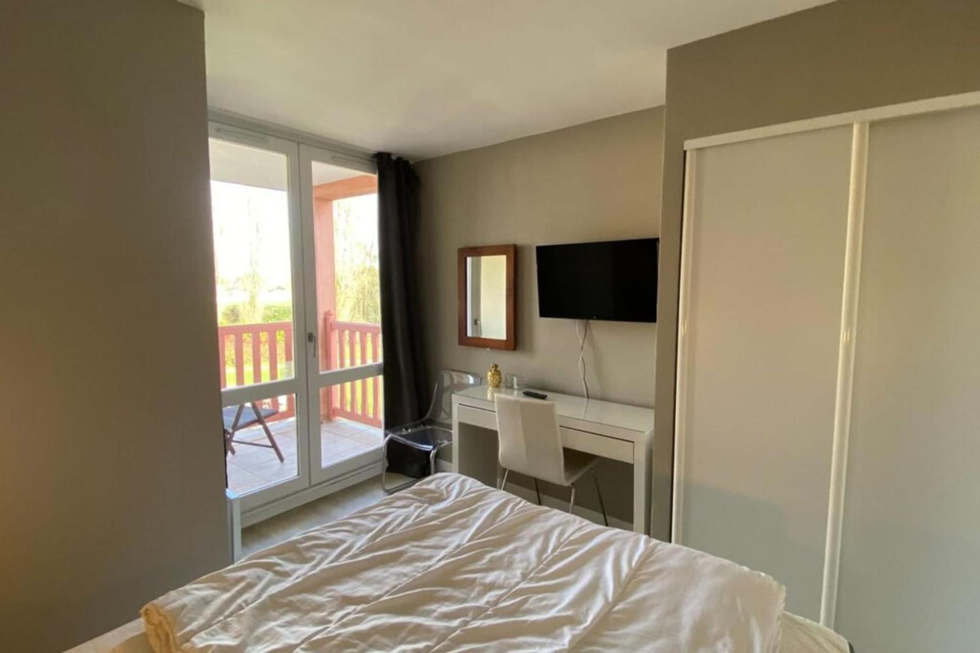 Very Nice 6 Person Apart With Swimming Pool Tennis Court And Car Park 202 Le Touquet Esterno foto